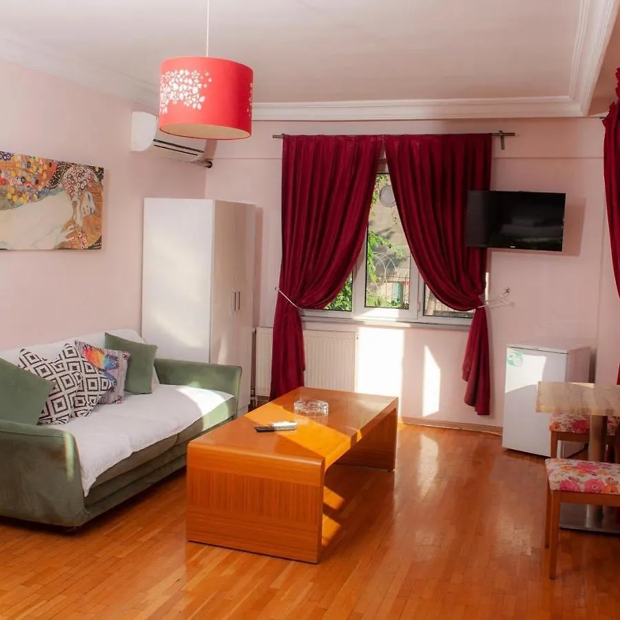 Yesim Suit Apart 1E Istanbul Apartment