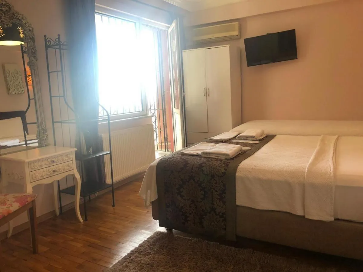 Yesim Suit Apart 1E Istanbul Apartment