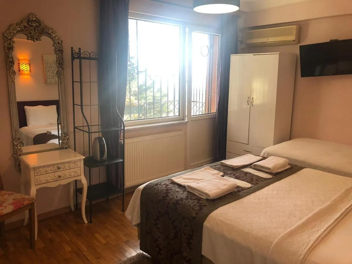 Yesim Suit Apart 1E Istanbul